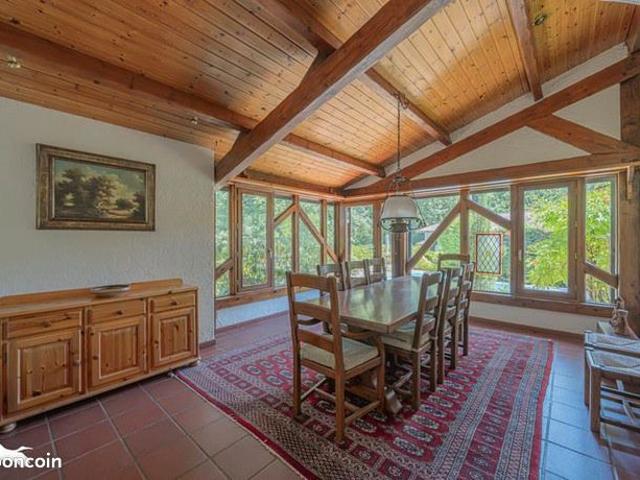 Maison 6 pièces 188 m²