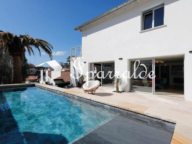 Maison 6 pièces 188 m²