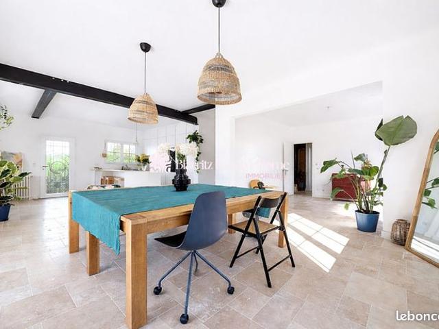 Maison 6 pièces 189 m²
