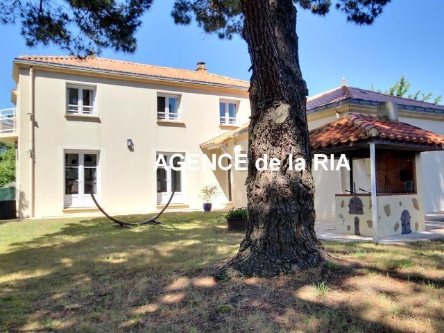 Maison 6 pièces 189 m²
