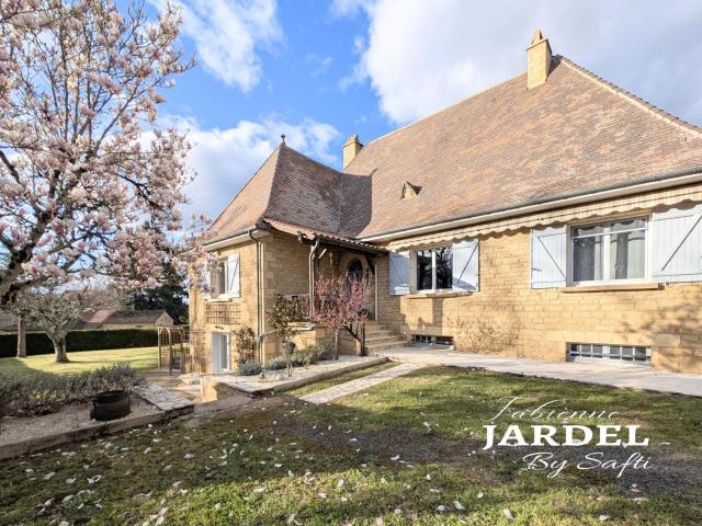 Maison 6 pièces 189 m²