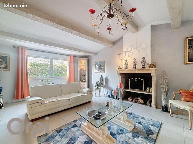 Maison 6 pièces 189 m²