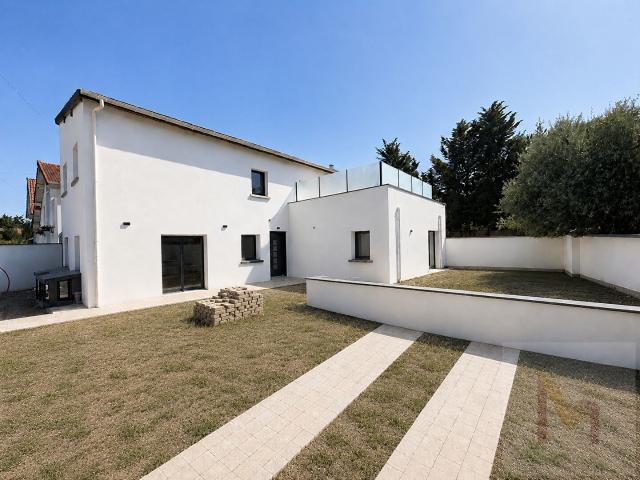 Maison 6 pièces 189 m²
