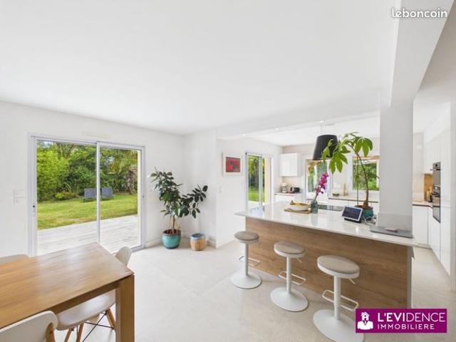 Maison 6 pièces 189 m²