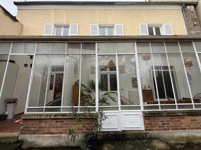 Maison 6 pièces 180 m²