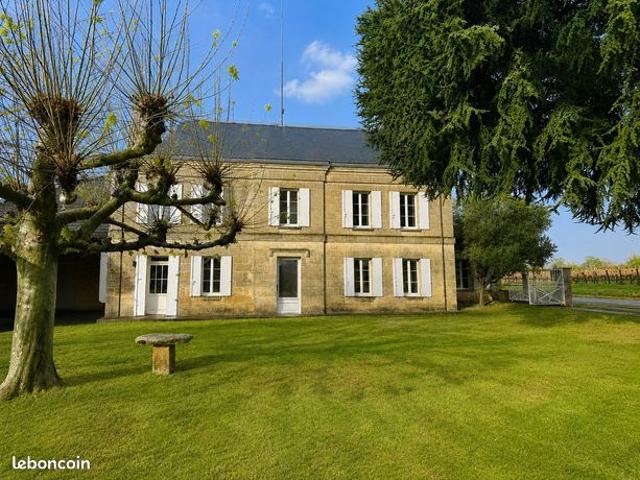 Maison 6 pièces 180 m²