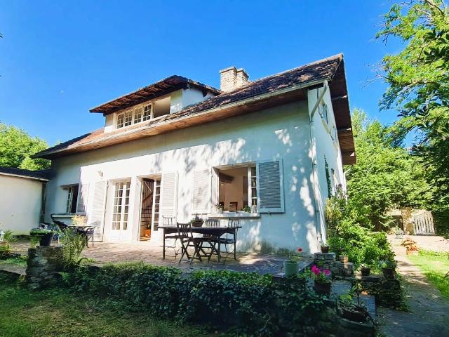 Maison 6 pièces 166 m²