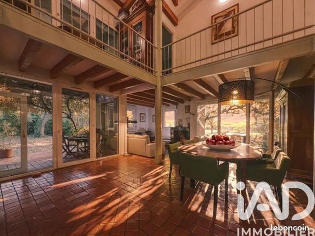 Maison 6 pièces 180 m²