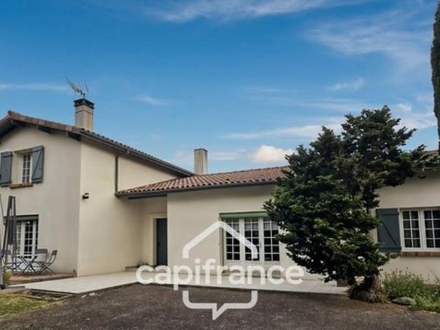 Maison 6 pièces 180 m²