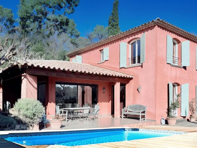 Maison 6 pièces 180 m²