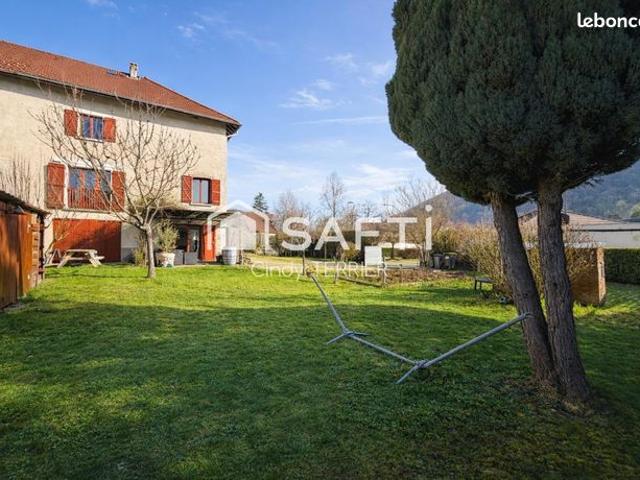 Maison 6 pièces 180 m²