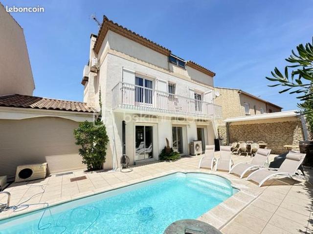 Maison 6 pièces 180 m²