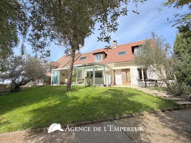 Maison 6 pièces 180 m²