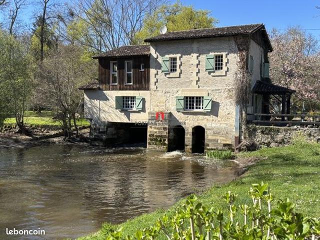Maison 6 pièces 180 m²