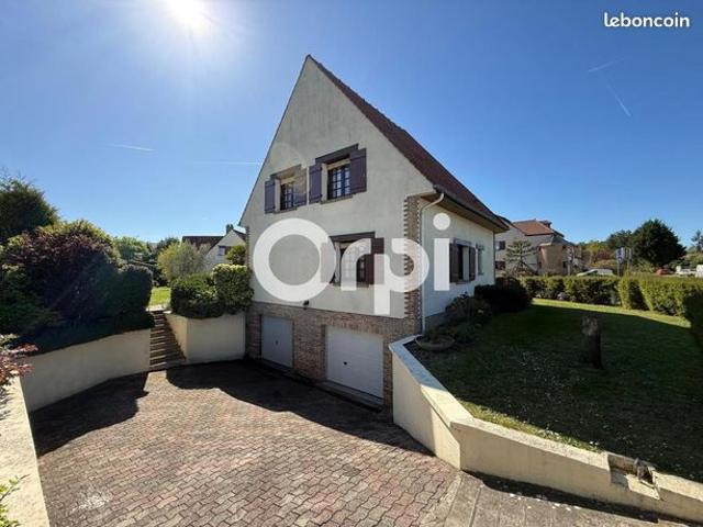 Maison 6 pièces 180 m²
