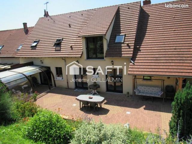 Maison 6 pièces 180 m²
