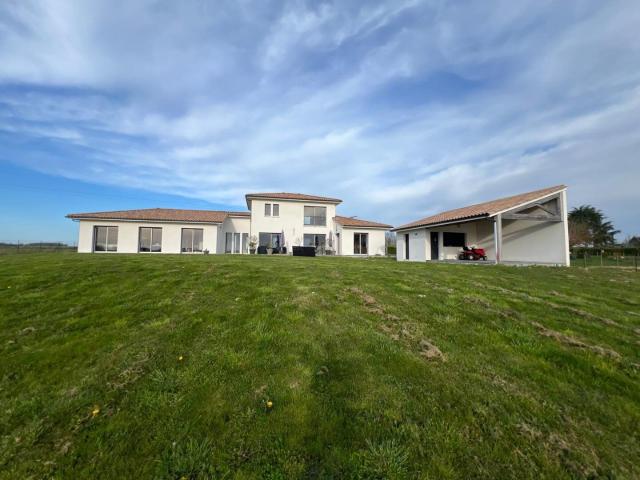 Maison 6 pièces 180 m²