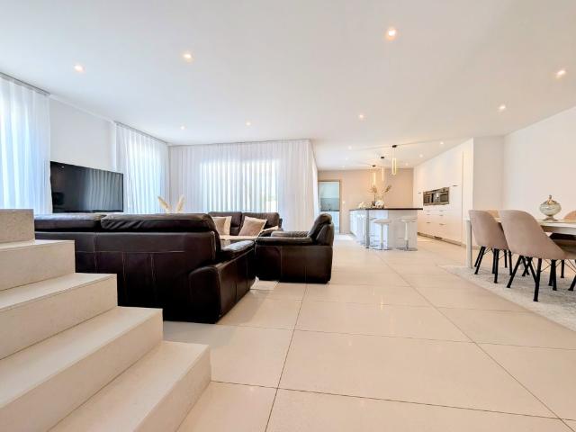 Maison 6 pièces 180 m²