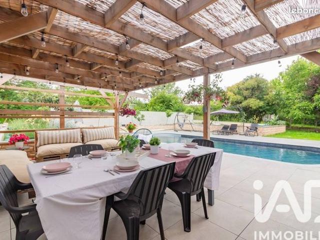 Maison 6 pièces 180 m²