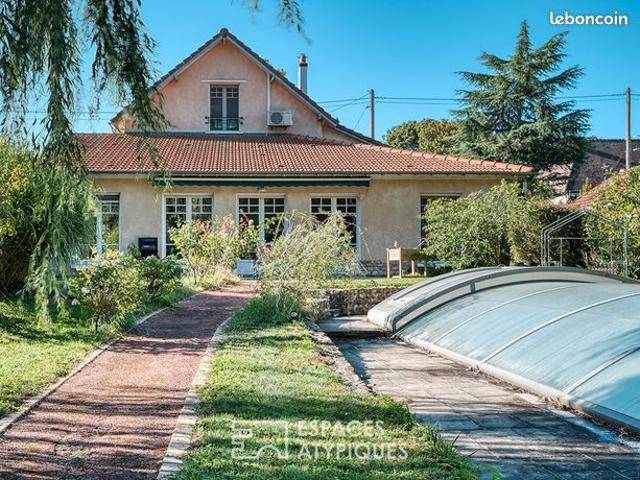 Maison 6 pièces 180 m²