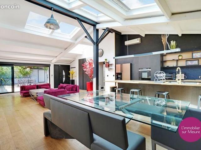 Maison 6 pièces 180 m²