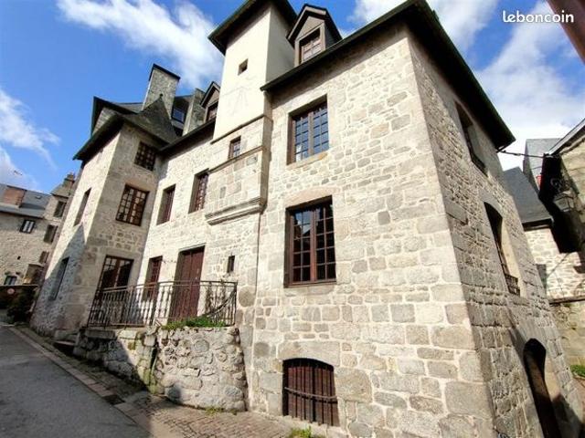 Maison 6 pièces 180 m²