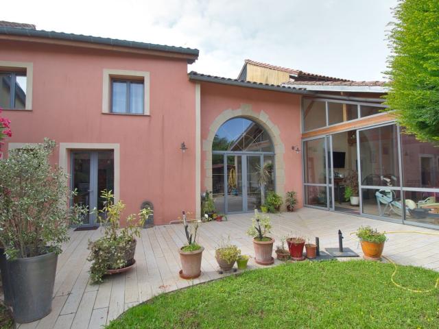 Maison 6 pièces 180 m²