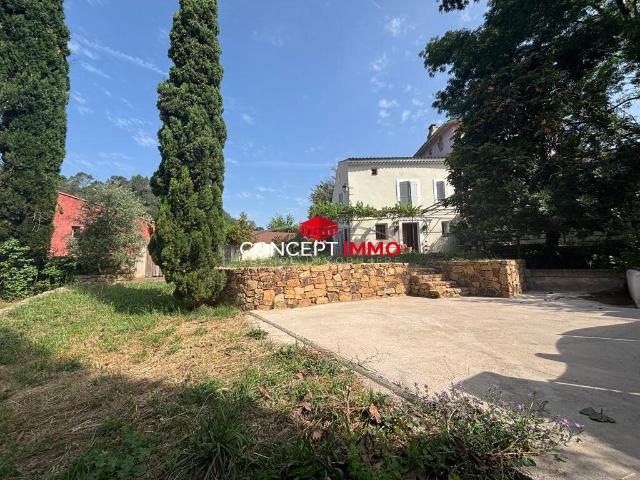 Maison 6 pièces 180 m²