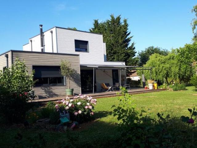 Maison 6 pièces 180 m²