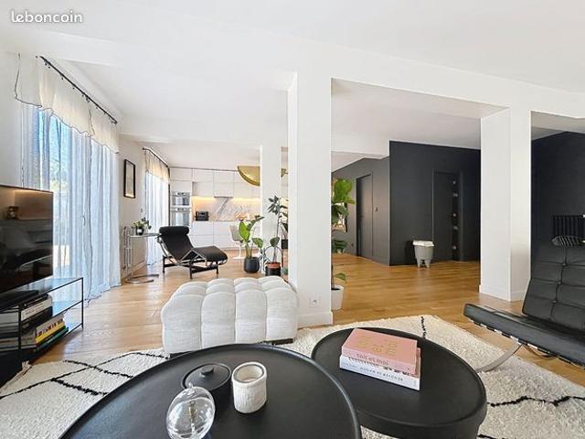 Maison 6 pièces 180 m²