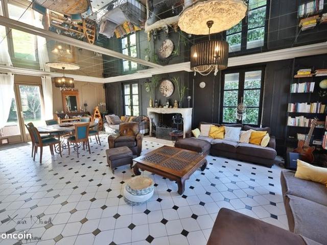 Maison 6 pièces 180 m²
