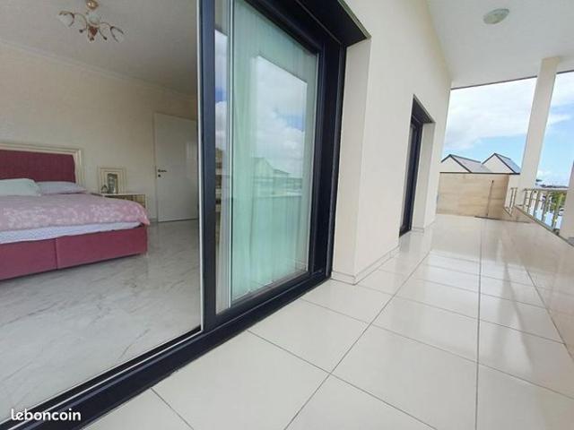 Maison 6 pièces 180 m²