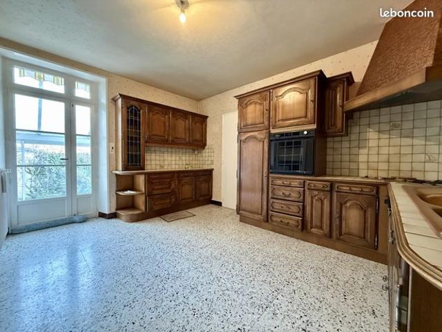Maison 6 pièces 180 m²