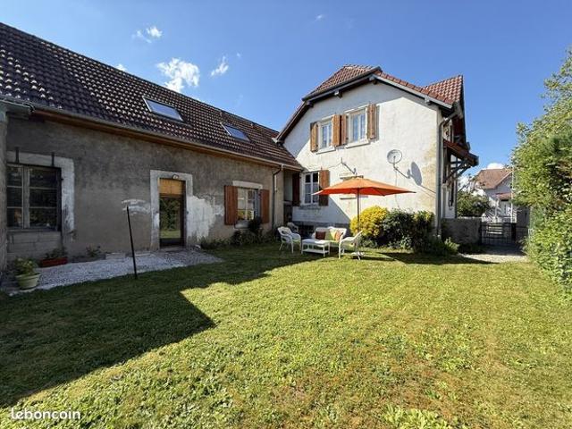 Maison 6 pièces 180 m²