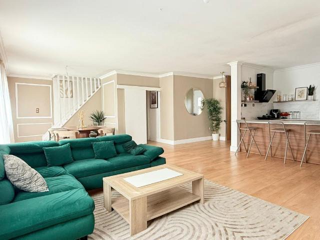 Maison 6 pièces 180 m²