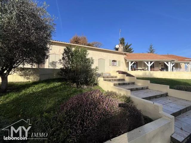 Maison 6 pièces 180 m²