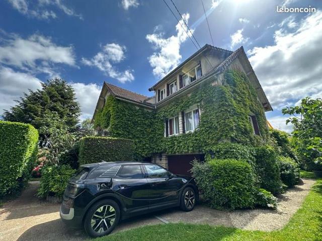 Maison 6 pièces 180 m²