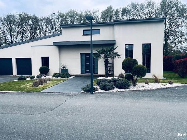 Maison 6 pièces 180 m²