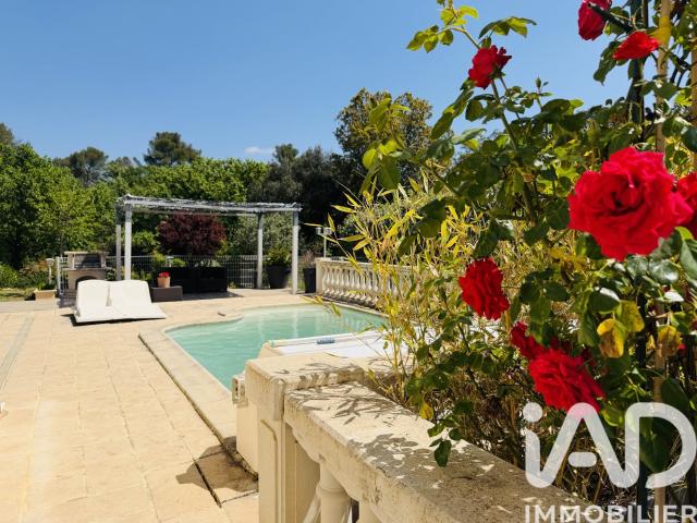 Maison 6 pièces 180 m²