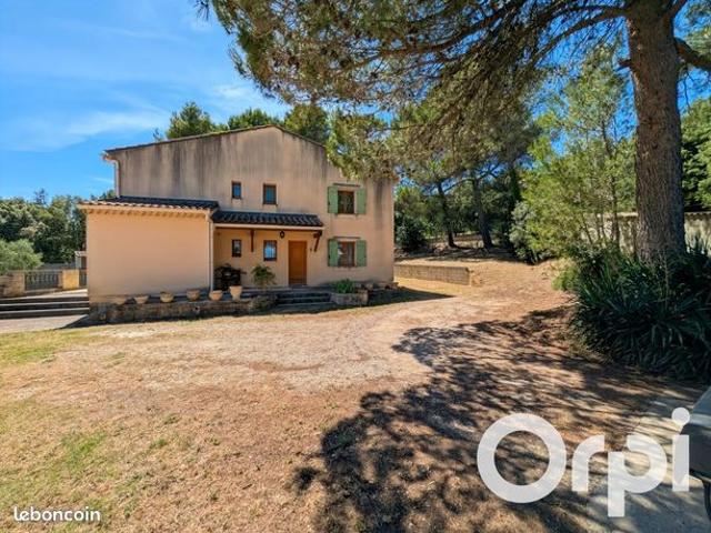 Maison 6 pièces 180 m²