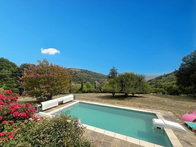 Maison 6 pièces 180 m²