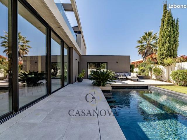 Maison 6 pièces 180 m²