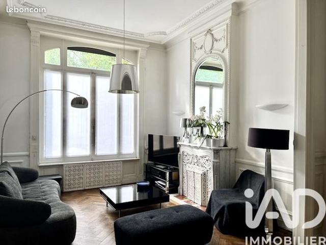 Maison 6 pièces 180 m²