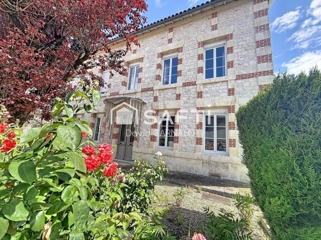 Maison 6 pièces 180 m²