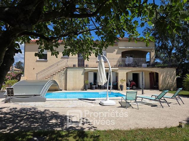 Maison 6 pièces 180 m²
