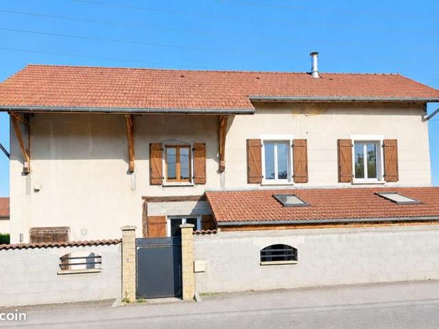 Maison 6 pièces 180 m²