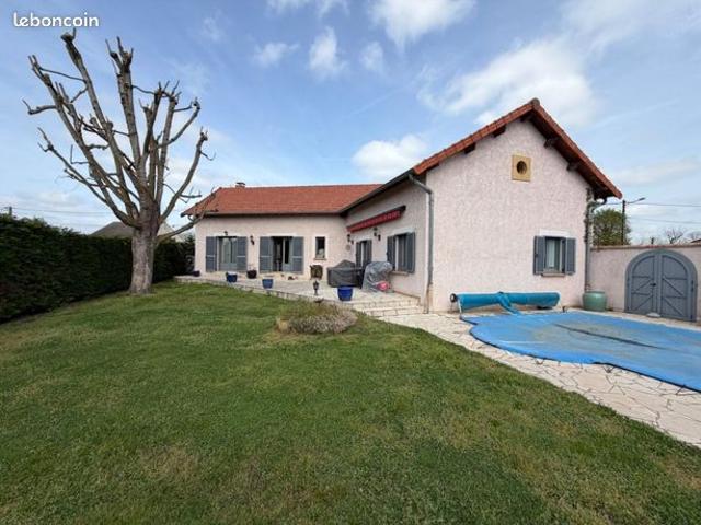 Maison 6 pièces 180 m²