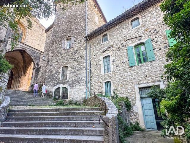 Maison 6 pièces 180 m²