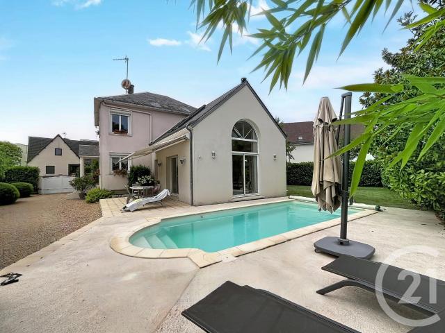 Maison 6 pièces 180 m²
