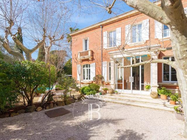 Maison 6 pièces 180 m²